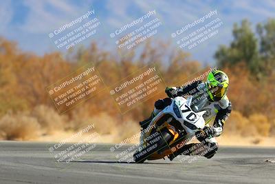 media/Jan-08-2022-SoCal Trackdays (Sat) [[1ec2777125]]/Turn 7 (1035am)/